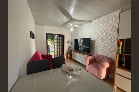 Casa à venda com 92m², 2 quartos e sem vagaSala de TV