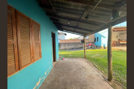 Casa à venda com 92m², 2 quartos e sem vagaÁrea externa