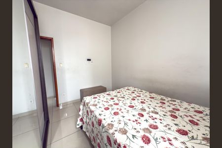 Apartamento à venda com 76m², 2 quartos e sem vagaQuarto 2
