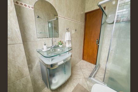 Apartamento à venda com 76m², 2 quartos e sem vagaBanheiro