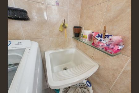 Apartamento à venda com 76m², 2 quartos e sem vagaÁrea de Serviço