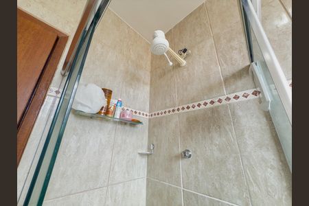 Apartamento à venda com 76m², 2 quartos e sem vagaBanheiro