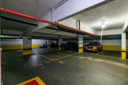 Studio para alugar com 38m², 0 quarto e 1 vaga Studio para alugar com 38m², 0 quarto e 1 vagaGaragem