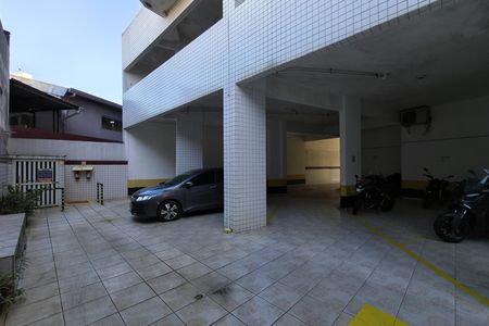 Studio para alugar com 38m², 0 quarto e 1 vaga Studio para alugar com 38m², 0 quarto e 1 vagaGaragem