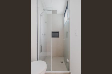 Studio para alugar com 75m², 1 quarto e 1 vaga Studio para alugar com 75m², 1 quarto e 1 vagaBanheiro