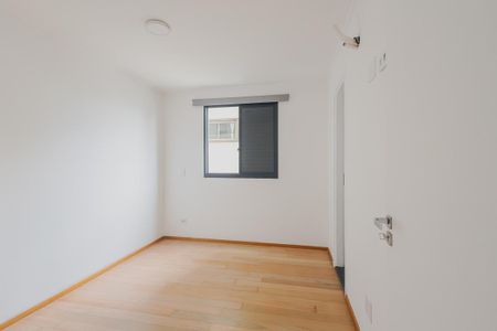 Studio para alugar com 75m², 1 quarto e 1 vaga Studio para alugar com 75m², 1 quarto e 1 vagaSuíte