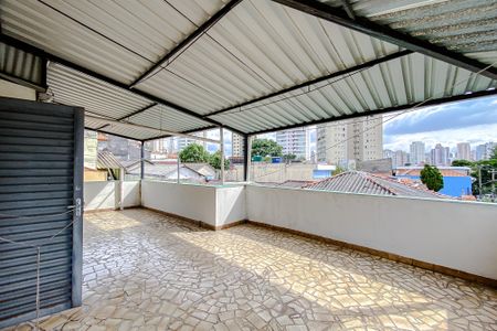 Casa para alugar com 163m², 3 quartos e 1 vaga Casa para alugar com 163m², 3 quartos e 1 vagaVaranda