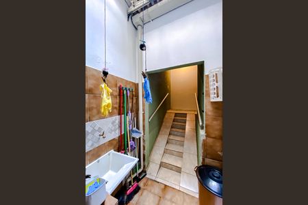 Casa para alugar com 163m², 3 quartos e 1 vaga Casa para alugar com 163m², 3 quartos e 1 vagaÁrea de Serviço