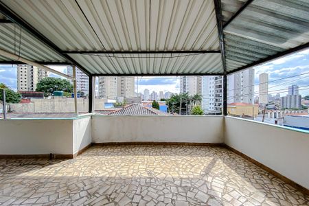 Casa para alugar com 163m², 3 quartos e 1 vaga Casa para alugar com 163m², 3 quartos e 1 vagaVaranda