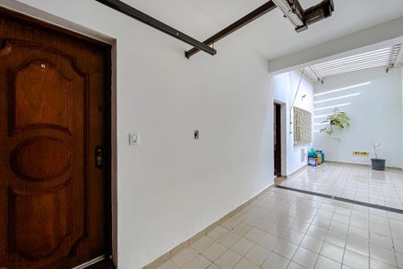 Casa para alugar com 163m², 3 quartos e 1 vaga Casa para alugar com 163m², 3 quartos e 1 vagaGaragem