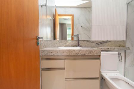 Apartamento à venda com 153m², 3 quartos e 2 vagasBanheiro da Suíte