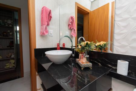 Apartamento à venda com 153m², 3 quartos e 2 vagasBanheiro Social