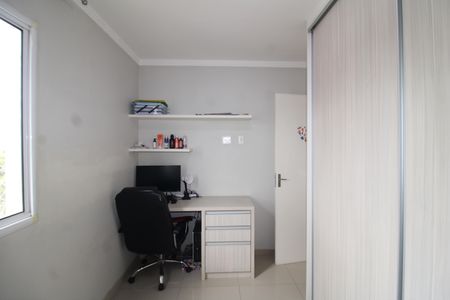 Apartamento à venda com 65m², 3 quartos e 1 vagaQuarto 2