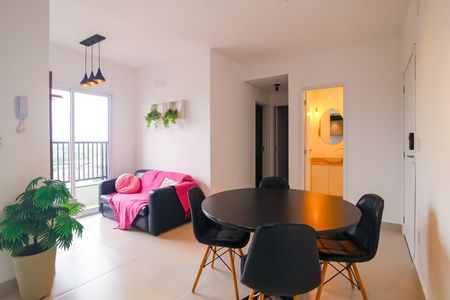 Apartamento para alugar com 57m², 2 quartos e 2 vagasSala de jantar