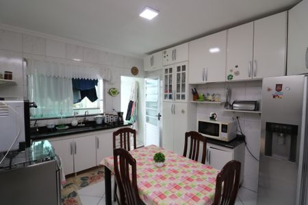 Casa para alugar com 157m², 3 quartos e 5 vagasCozinha