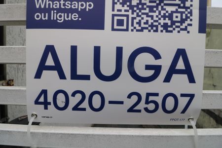 Casa para alugar com 157m², 3 quartos e 5 vagasFachada