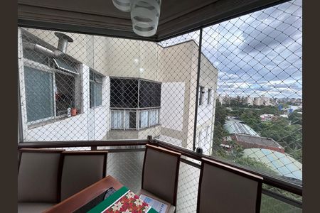 Apartamento para alugar com 67m², 2 quartos e 2 vagasSala 