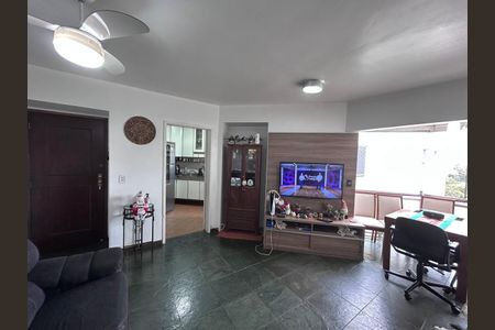 Sala  de apartamento para alugar com 2 quartos, 67m² em Jardim Anhanguera, São Paulo