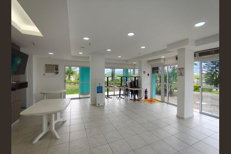 Apartamento para alugar com 77m², 2 quartos e 1 vagaÁrea comum - Salão de festas