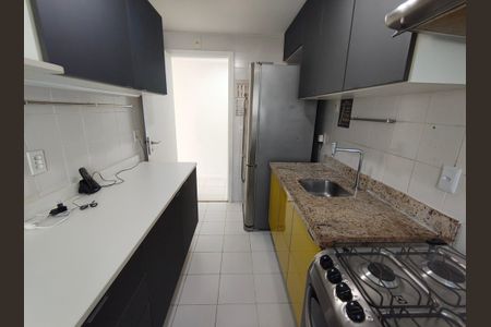 Apartamento para alugar com 77m², 2 quartos e 1 vagaCozinha