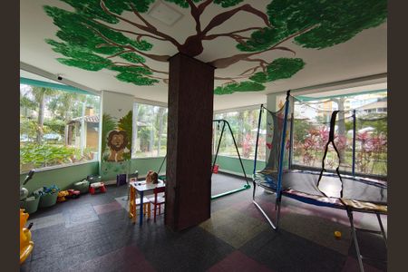 Apartamento para alugar com 77m², 2 quartos e 1 vagaÁrea comum - Playground