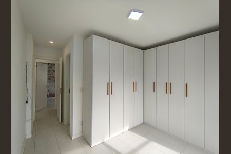 Apartamento para alugar com 77m², 2 quartos e 1 vagaQuarto 2 - Suíte com varanda