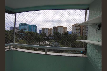 Apartamento para alugar com 77m², 2 quartos e 1 vagaVaranda da sala 