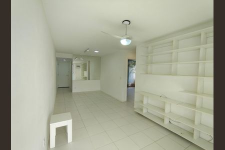 Apartamento para alugar com 77m², 2 quartos e 1 vagaSala