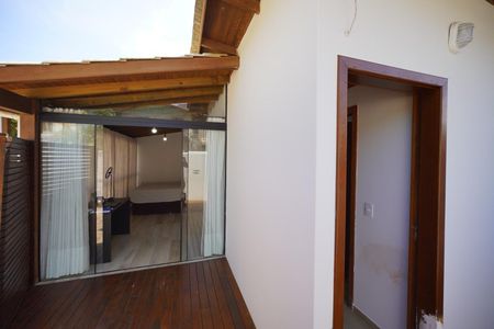 Casa para alugar com 70m², 2 quartos e 1 vagaEntrada