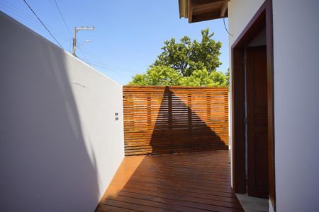 Casa para alugar com 70m², 2 quartos e 1 vagaVaranda - deck