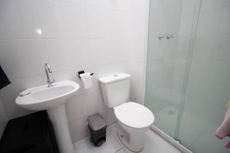 Apartamento para alugar com 49m², 2 quartos e 1 vaga Apartamento para alugar com 49m², 2 quartos e 1 vagaBanheiro