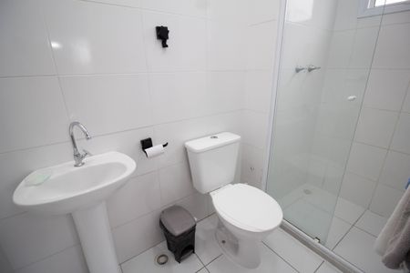 Apartamento para alugar com 49m², 2 quartos e 1 vaga Apartamento para alugar com 49m², 2 quartos e 1 vagaBanheiro da Suíte