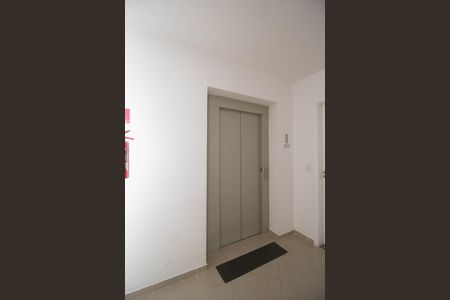 Apartamento para alugar com 49m², 2 quartos e 1 vaga Apartamento para alugar com 49m², 2 quartos e 1 vagaHall social