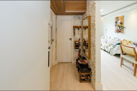 Apartamento para alugar com 80m², 3 quartos e 1 vaga Apartamento para alugar com 80m², 3 quartos e 1 vagaCorredor