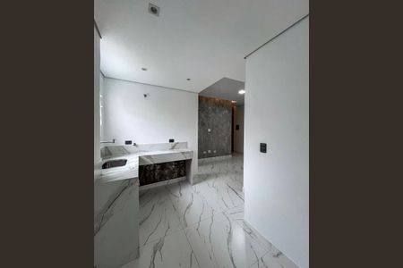 Cozinha de apartamento para alugar com 1 quarto, 38m² em Jardim Maria Estela, São Paulo