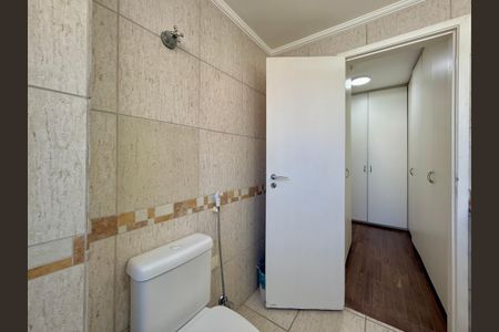 Apartamento à venda com 136m², 4 quartos e 2 vagasBanheiro Suíte 