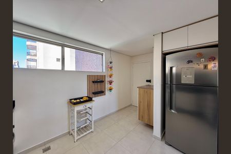 Apartamento à venda com 136m², 4 quartos e 2 vagasCozinha 