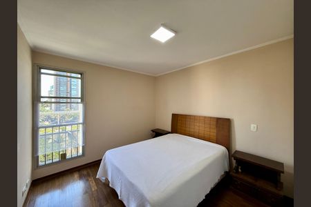 Apartamento à venda com 136m², 4 quartos e 2 vagasSuíte 