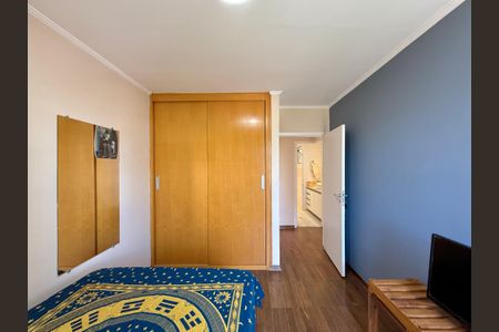 Apartamento à venda com 136m², 4 quartos e 2 vagasQuarto 4