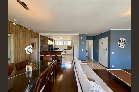 Apartamento à venda com 136m², 4 quartos e 2 vagasSala 