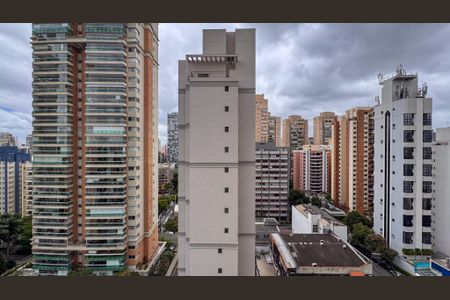 Apartamento à venda com 166m², 3 quartos e 2 vagasVista da Suíte 3