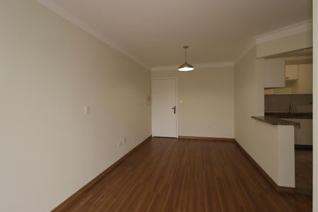 Sala de apartamento para alugar com 3 quartos, 70m² em Vila Leopoldina, Santo André