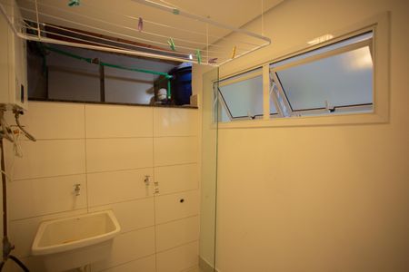 Casa para alugar com 160m², 3 quartos e 2 vagasÁREA DE SERVIÇO