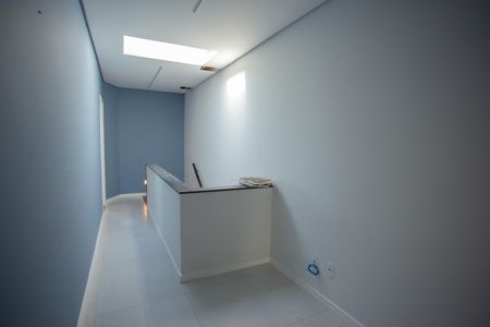 Casa para alugar com 160m², 3 quartos e 2 vagasCORREDOR 