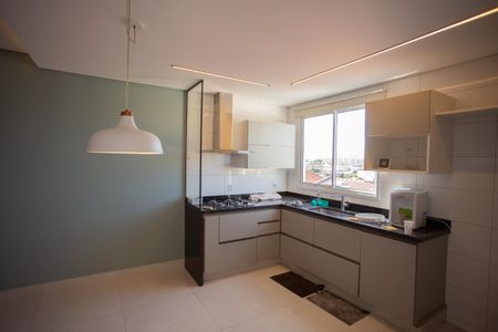 Casa para alugar com 160m², 3 quartos e 2 vagasSALA E COZINHA