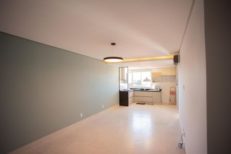 Casa para alugar com 160m², 3 quartos e 2 vagasSALA E COZINHA