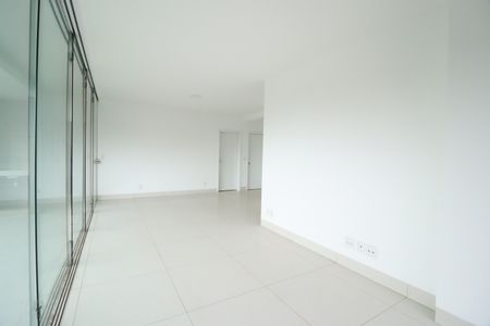 Apartamento para alugar com 146m², 3 quartos e 2 vagasSala