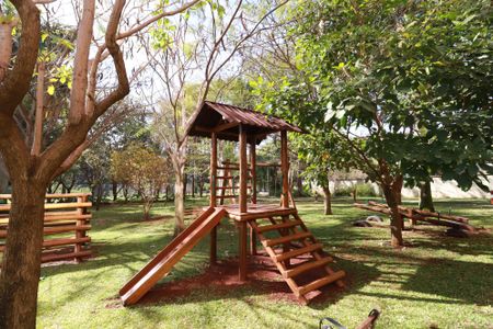 Apartamento para alugar com 146m², 3 quartos e 2 vagasÁrea comum - Playground