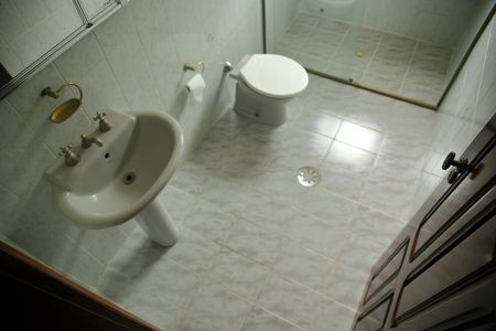 Casa à venda com 185m², 3 quartos e 2 vagasBanheiro  Social 