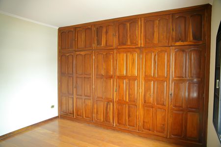 Casa à venda com 185m², 3 quartos e 2 vagasQuarto 2 